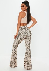 pantaln-campana-con-estampado-serpiente-en-nude3.jpg