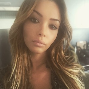 nabillanew - 4NeGcQkMjE.jpg