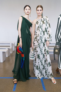 de-la-renta-bks-m-rs19-0604 (1).jpg