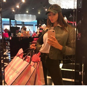 nabillanew - BRTh_f0D8yn.jpg