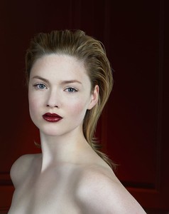 740full-holliday-grainger (6).jpg