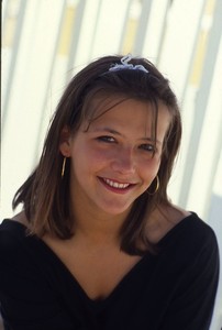 910032493_sophie-marceau-festival-cannes-1983_width1024(1).thumb.jpg.c4759bbb139cd90496962a48eb94404c.jpg
