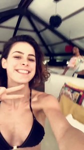 Lena-Meyer-Landrut-in-Bikini--Instagram--10.jpg