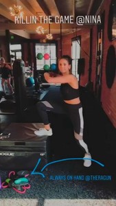 Nina-Dobrev-Working-out_-Instagram--04-662x1175.jpg