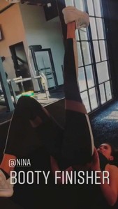Nina-Dobrev-Working-out_-Instagram--05-662x1175.jpg