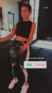 Nina-Dobrev-Working-out_-Instagram--17-662x1175.jpg