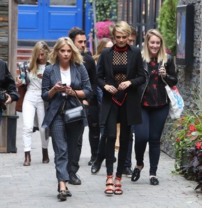 cara-delevigne-and-ashley-benson-out-in-toronto-09-09-2018-1.jpg