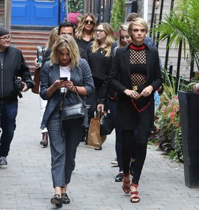 cara-delevigne-and-ashley-benson-out-in-toronto-09-09-2018-2.jpg