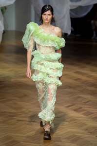 defile-preen-by-thornton-bregazzi-printemps-ete-2019-londres-look-34.thumb.jpg.b7cd506af83aa63ff84b062b5c590da9.jpg