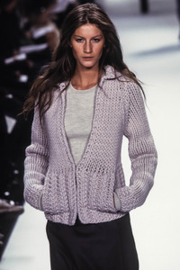 marc-jacobs-fw-1999-4.thumb.jpg.b2db5f49c36ce8903d4be6dd85b643c1.jpg
