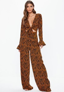 tall-brown-tie-front-flare-sleeve-tiger-print-crop-top (1).jpg