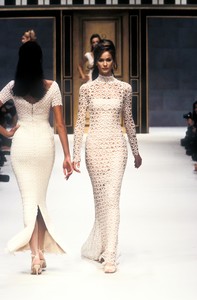 1951887513_HerveLeger1996WomenRTW97.thumb.jpg.e953c54b6663b119073a8a0adde6739a.jpg
