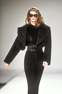1976033573_AzzedineAlaia1991WomenRTW14.thumb.jpg.de285d9ab3633b324453f8c20785ca80.jpg