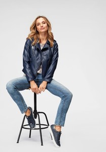 Aude-Jane Deville - baur 194.jpeg