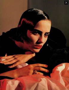 McKinley_Vogue_Italia_September_1986_Speciale_04.thumb.png.3b603d2c74d9d783bf05ba2cd773d4b8.png