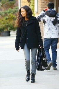 thandie-newton-street-style-12-19-2018-1.jpg