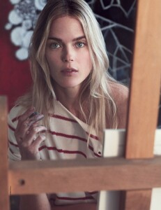 Elle Italia N.1 - 19 Gennaio 2019-12.jpg