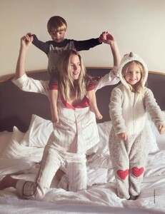 Elle Italia N.1 - 19 Gennaio 2019-17.jpg