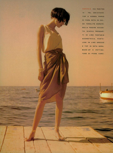 Ferraano_Vogue_Italia_June_1990_09.thumb.png.51727d3a05f26b3914c3af5053048602.png