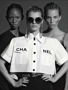 chanel.thumb.jpg.6c799f751efda5e08ed659ab74d8e949.jpg