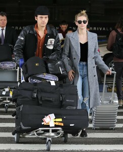 lili-reinhart-and-cole-sprouse-lax-airport-in-la-04-04-2018-5.jpg
