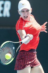 simona-halep-2019-sydney-international-tennis-01-09-2019-9.jpg