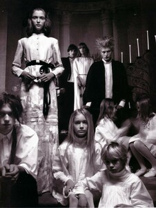 Vogue Paris - 2006 04 -200.jpg