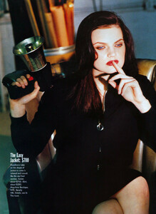 1998_01_Vogue_Us_Ph_Ellen_Von_Unwerth_009.jpg