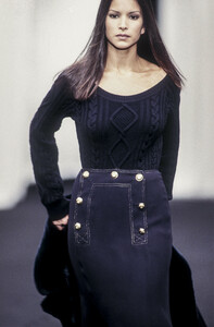 959916678_AlbertaFerretti1993WomenRTW46.thumb.jpg.2a29b24924513cb62f1086667110e3a1.jpg