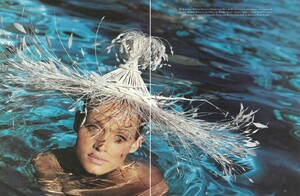 HarpersBazaarUS_June1993_TheBiggerHat_05.jpg