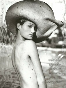 HarpersBazaarUS_June1993_TheBiggerHat_06.jpg
