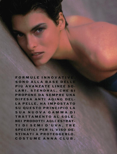 Sole_Ferri_Vogue_Italia_June_1989_09.thumb.png.6082f201f158c5696b2df33e02d709bb.png