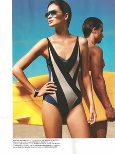 VogueBR_November2010_SolDeVerao_04.jpg