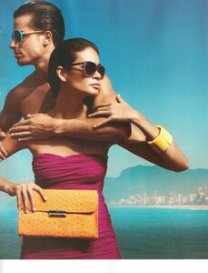 VogueBR_November2010_SolDeVerao_16.jpg