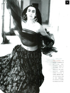 Wickrath_Vogue_Italia_June_1989_02.thumb.png.1319c02ee431916f92c4341045768828.png