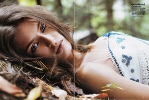 allure_jan06_bianca_balti_springbrake06.jpg