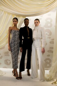 backstage-defile-brandon-maxwell-automne-hiver-2019-2020-new-york-coulisses-39.thumb.jpg.62ea52d014c4bb1daf5e202a0cf6c617.jpg