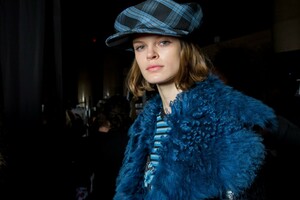 backstage-defile-michael-kors-automne-hiver-2019-2020-new-york-coulisses-114.thumb.jpg.42ffca18b2f3679ce17724bb66f6e752.jpg