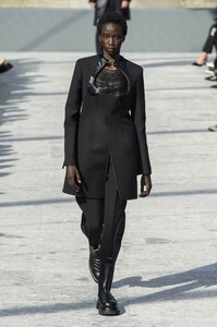 defile-bottega-veneta-automne-hiver-2019-2020-milan-look-36.thumb.jpg.6b1992646e870fb557467d5cff2bd1ec.jpg