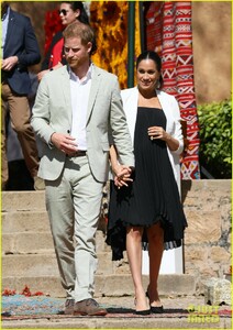 meghan-markle-quick-change-morocco-prince-harry-54.jpg