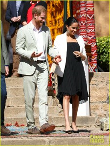 meghan-markle-quick-change-morocco-prince-harry-61.jpg