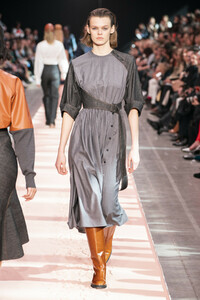 sportmax-rf19-0313.thumb.jpg.24d06f1a9983902a2f4b6c2b02a84aa7.jpg