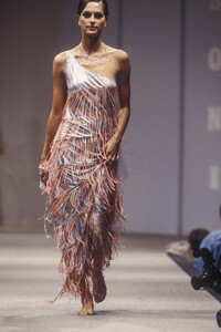1318122488_Missoni1995WomenRTW77.thumb.jpg.427144f832de8bf60d7f399bd175c449.jpg