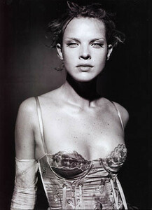 numero 09 04 (9).jpg