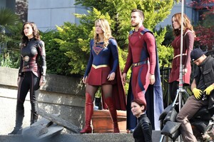Melissa-Benoist-Supergirl-3rd-Season-Vancouver-Canada-May-2-2018-014.jpg