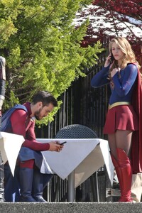Melissa-Benoist-Supergirl-3rd-Season-Vancouver-Canada-May-2-2018-023.jpg
