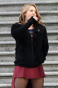 Melissa-Benoist-Supergirl-3rd-Season-Vancouver-Canada-May-2-2018-028.jpg