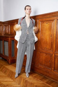 Roberto-Cavalli-Pre-Fall-18-12-683x1024.jpg