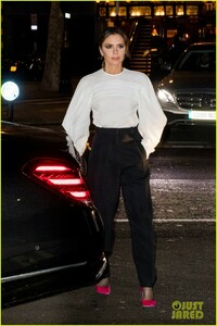david-victoria-beckham-step-out-for-portrait-gala-in-london-08.jpg