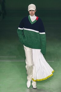 defile-lacoste-automne-hiver-2019-2020-paris-look-44.thumb.jpg.c2ed775a813ce3c89ab274cf289c776d.jpg